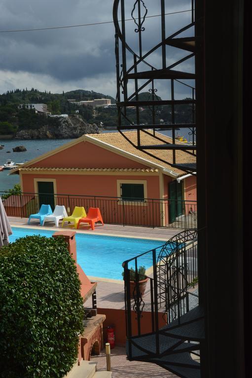 Akis Apartments パレオカストリッツア エクステリア 写真